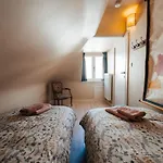 Maison Georges - Cozy Dollhouse By The Sea! *