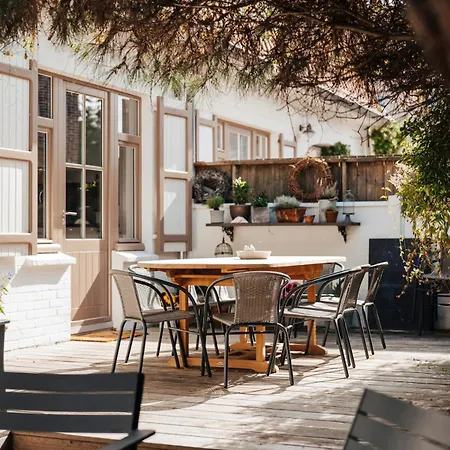 Maison Georges - Cozy Dollhouse By The Sea! بيت للعطل