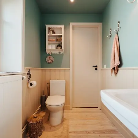 Maison Georges - Cozy Dollhouse By The Sea! Semesterbostad *